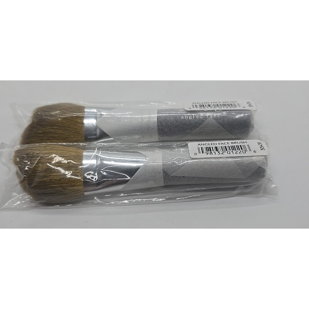 NEW ANGLED Blush Brushes 2 SET! 2 Escentuals‎ bare Minerals MakeUp 33435 - Picture 2 of 5